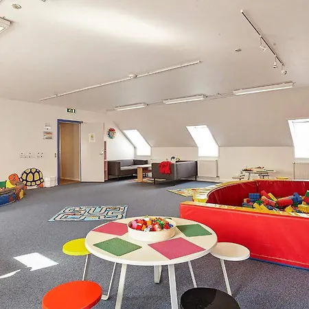 6 Person Holiday In R M * Sønderby
